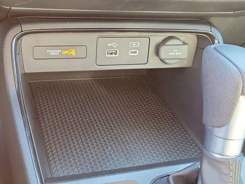 Certified 2025 Honda CR-V EX image 30