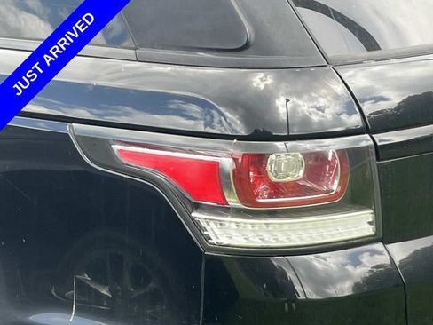 Used 2016 Land Rover Range Rover Sport HSE AWD/4WD image 9