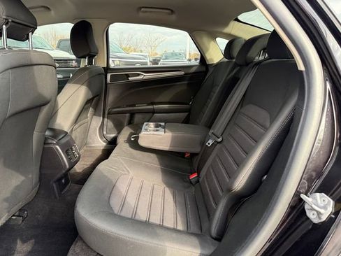 Certified 2020 Ford Fusion SE image 9
