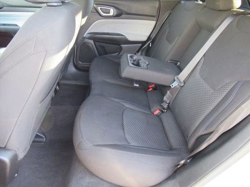 Used 2023 Jeep Compass Sport image 25