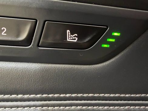 Used 2018 BMW 530i xDrive image 34