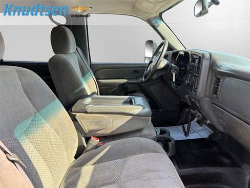 Used 2007 Chevrolet Silverado 3500 LT w/ Heavy-Duty Power Package image 7