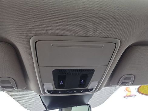 Used 2024 Honda Pilot Elite image 24