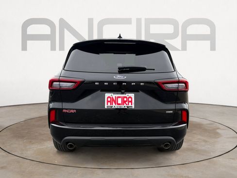 Used 2024 Ford Escape ST-Line w/ Equipment Group 301A FWD image 9