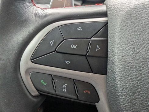 Used 2021 Jeep Grand Cherokee Trailhawk AWD/4WD image 27