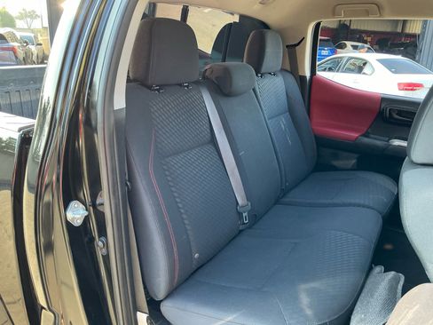 Used 2021 Toyota Tacoma SR5 image 18