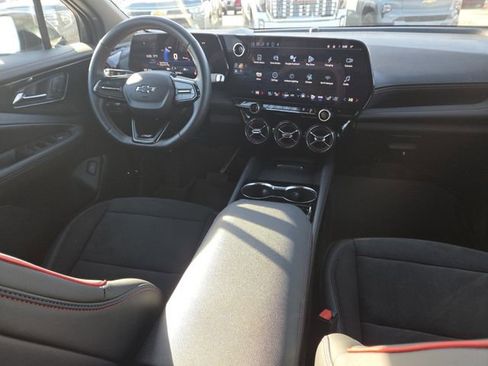 Used 2024 Chevrolet Blazer EV RS image 28