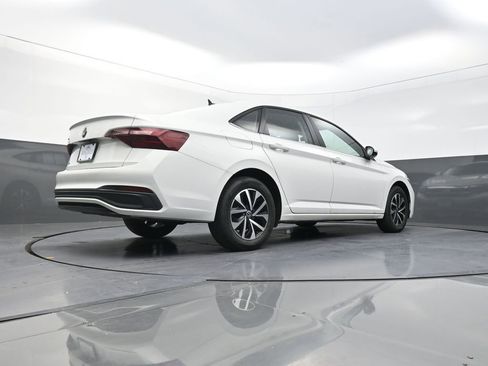 Used 2023 Volkswagen Jetta S image 28
