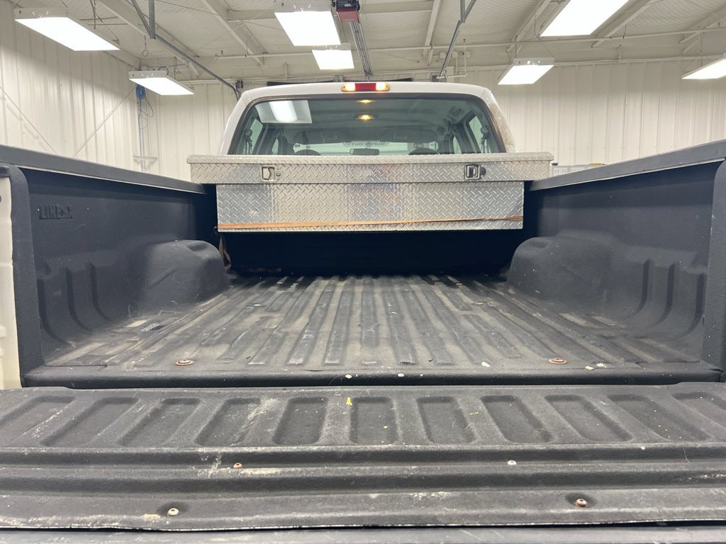 Used 2004 Ford F250 Lariat AWD/4WD image 22