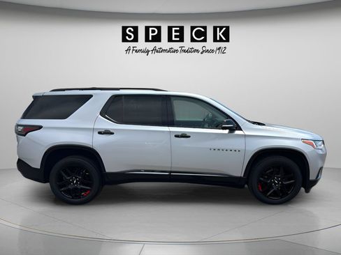 Used 2020 Chevrolet Traverse Premier w/ Redline Edition AWD/4WD image 6