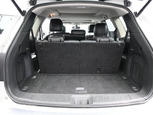Used 2017 Nissan Pathfinder SL w/ SL Premium Package AWD/4WD image 29