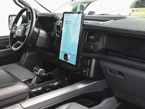 Used 2025 Ford F150 Lightning Flash image 30