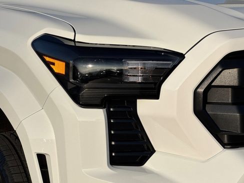 New 2026 Toyota Tacoma SR5 image 9