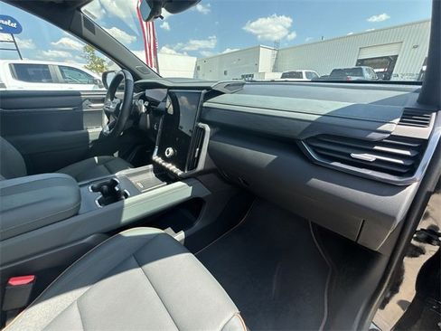 Certified 2024 GMC Acadia AT4 w/ Super Cruise Package image 20