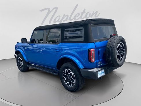 Used 2024 Ford Bronco Outer Banks AWD/4WD image 3