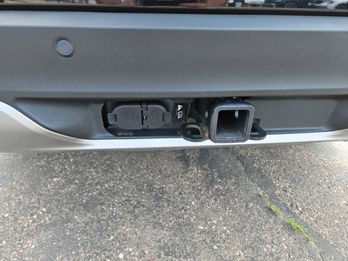 Used 2023 Ford Explorer Platinum w/ Technology Package image 16