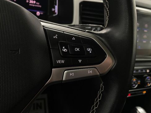 Used 2022 Volkswagen Atlas SE image 17