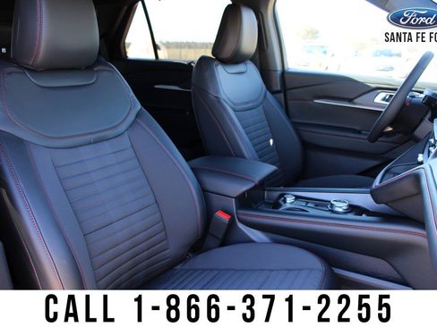 Used 2025 Ford Explorer ST-Line w/ Premium Package RWD image 52