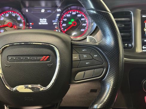 Used 2022 Dodge Charger R/T w/ Blacktop Package image 10