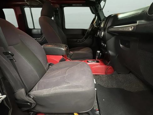 Used 2013 Jeep Wrangler Unlimited Sport AWD/4WD image 21