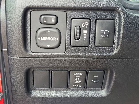 Used 2023 Toyota 4Runner TRD Off-Road AWD/4WD image 28
