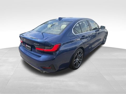 Used 2021 BMW 330i xDrive Sedan w/ Premium Package AWD/4WD image 22