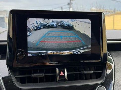 Used 2023 Toyota Corolla LE image 15