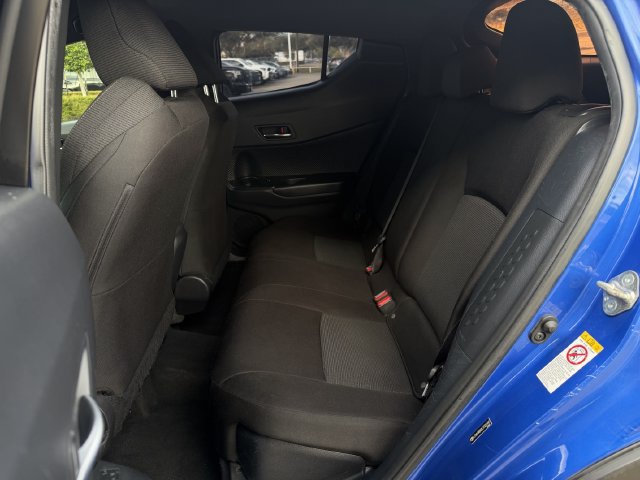 Used 2018 Toyota C-HR XLE FWD image 25