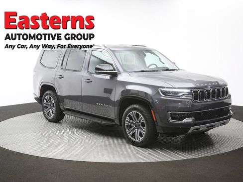 Used 2024 Jeep Wagoneer Series II AWD/4WD image 52