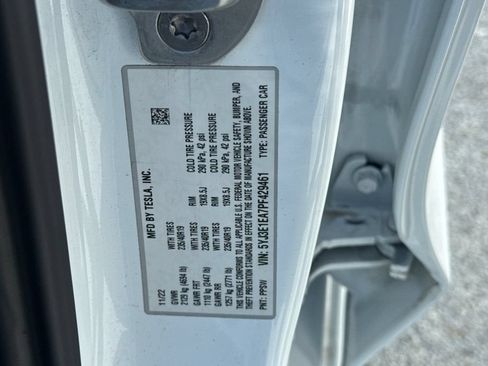 Used 2023 Tesla Model 3 Standard Range RWD image 27