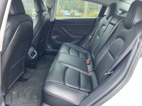 Used 2020 Tesla Model 3 Standard Range Plus image 14