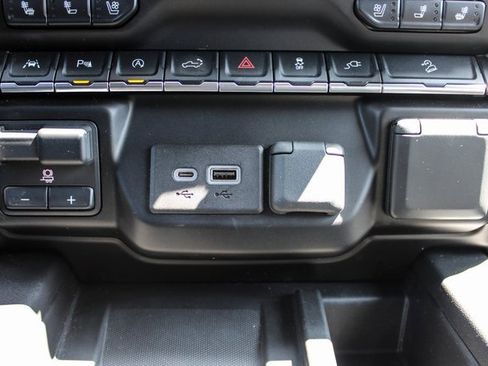 Used 2021 Chevrolet Silverado 1500 LTZ w/ Technology Package image 20