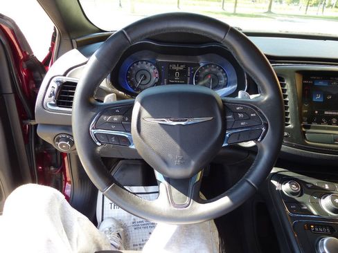 Used 2016 Chrysler 200 S FWD image 24