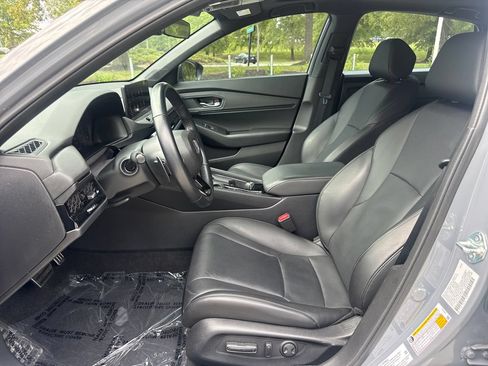 Used 2024 Honda Accord Sport image 12