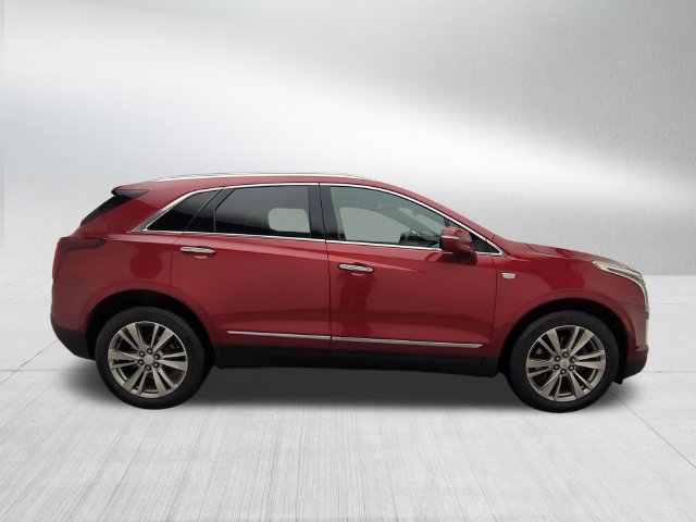 Certified 2024 Cadillac XT5 Premium Luxury w/ LPO, Floor Liner Package AWD/4WD image 4