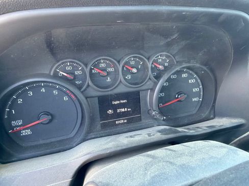 Used 2022 Chevrolet Silverado 1500 W/T w/ WT Value Package AWD/4WD image 8