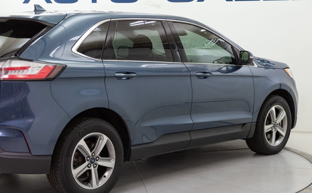 Used 2019 Ford Edge SEL w/ Equipment Group 201A AWD/4WD image 16