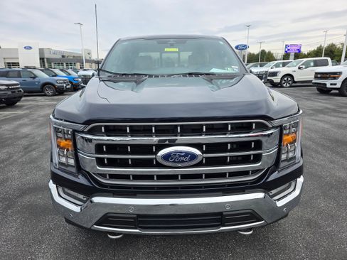Used 2023 Ford F150 Lariat w/ Trailer Tow Package image 8