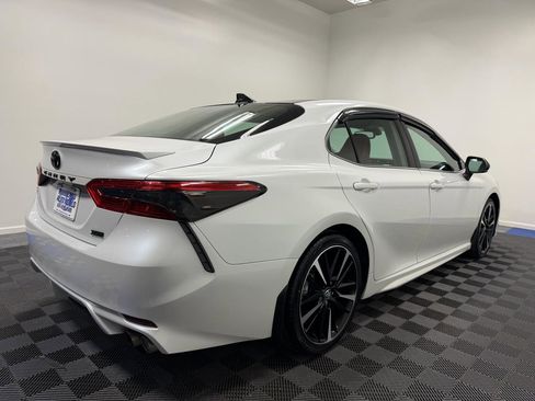 Used 2019 Toyota Camry XSE image 12