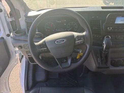 New 2024 Ford Transit 250 148 Medium Roof RWD image 23