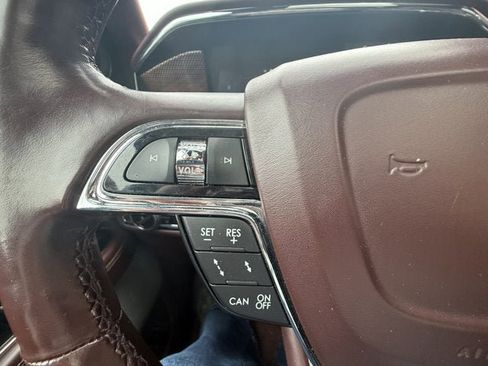 Used 2021 Lincoln Navigator L Black Label w/ Cargo Convenience Package image 26