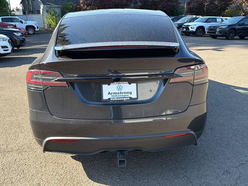 Used 2023 Tesla Model X AWD/4WD image 3