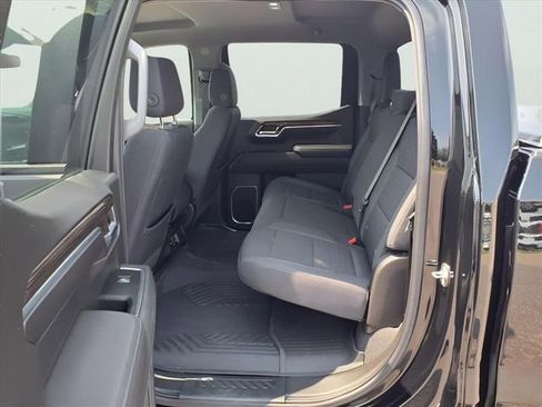 Used 2023 Chevrolet Silverado 1500 LT image 11