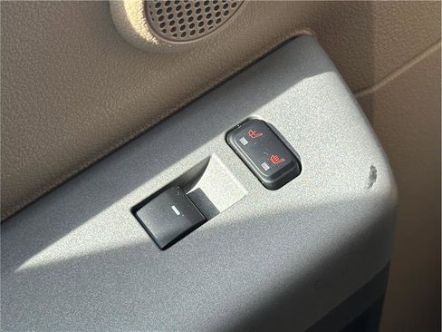 Used 2015 Ford F350 Lariat w/ Lariat Interior Package AWD/4WD image 27