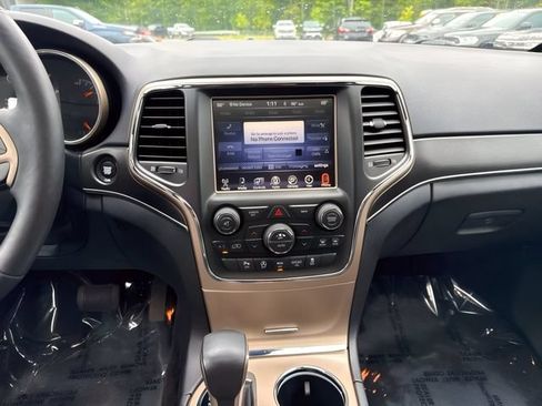 Used 2017 Jeep Grand Cherokee Limited AWD/4WD image 23