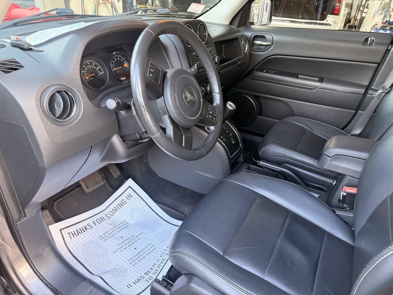 Used 2015 Jeep Patriot High Altitude AWD/4WD image 12