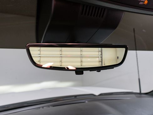 Used 2024 GMC Sierra 2500 AT4 w/ AT4 Premium Plus Package image 19