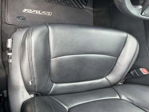 Used 2023 Toyota RAV4 XLE w/ Convenience Package FWD image 9
