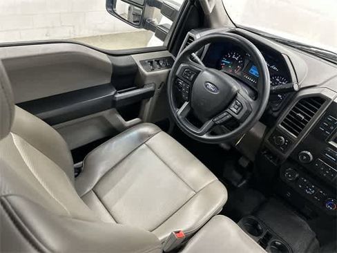 Used 2019 Ford F250 XL w/ Power Equipment Group image 12