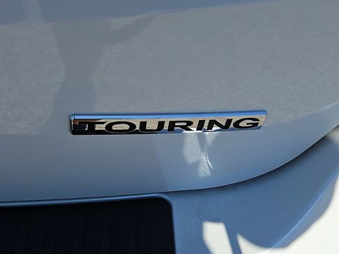 New 2026 Honda Odyssey Touring image 15